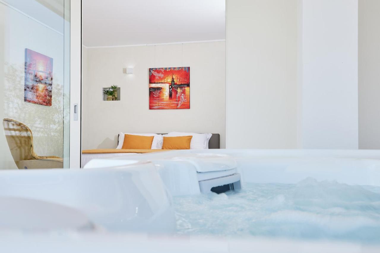 Luxury La Finestra Sul Apartment Peschiera del Garda