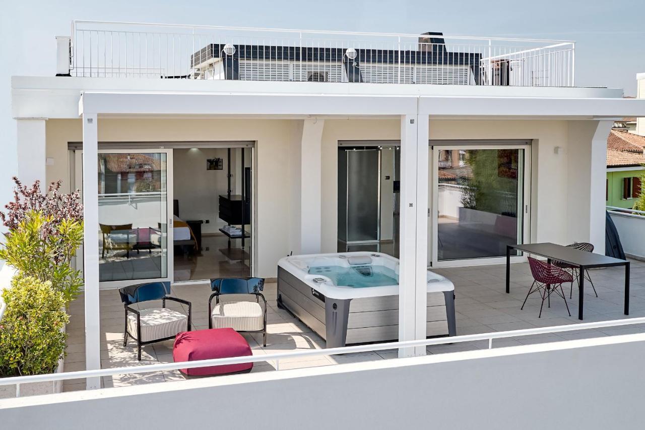 Luxury La Finestra Sul Apartment Peschiera del Garda